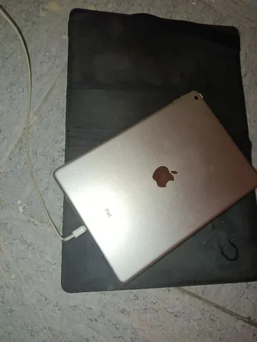 Vende-se iPad 9