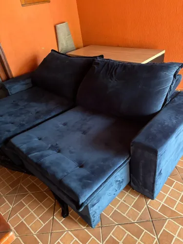 Sofá em suede retratil