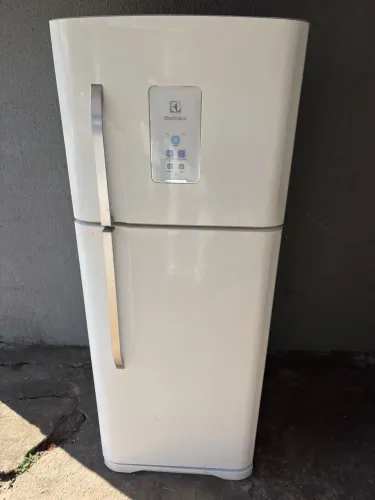 Geladeira Electrolux Duplex Frost free entrego