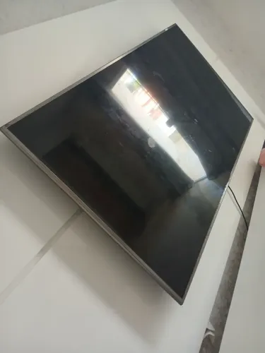 TV 70 polegada