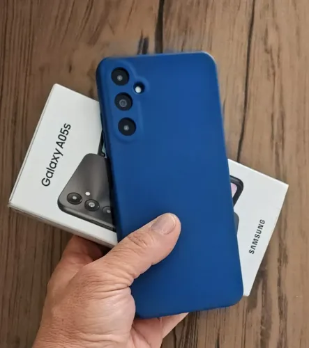 Samsung 128GB / Seminovo