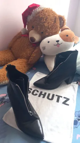 Bota schutz 38 couro legítimo 