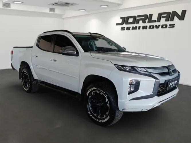 Mitsubishi L200 Triton Sport HPE 2.4 CD Diesel Aut. 2023