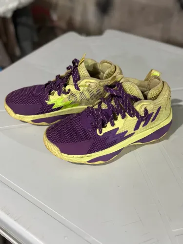 Adida Dame 8 Nº35 muito novo
