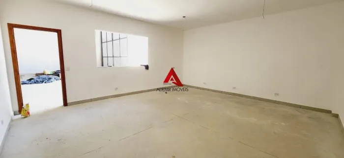 Galpão industrial e comercial com 1.562 m² de area construida em frente à Ambev - Jacareí-