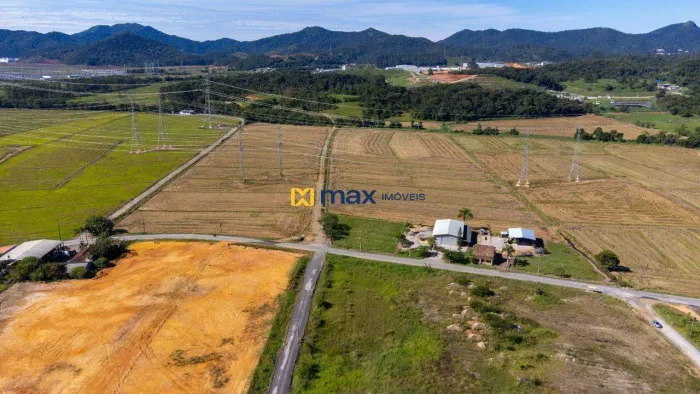 Lote à venda na Rua Benjamin Dagnoni, Rio do Meio, Itajaí