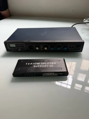 Amplificador receiver multiuso linha OM 2000 + divisor hdmi 1x4