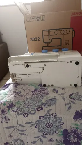 Máquina de costura 