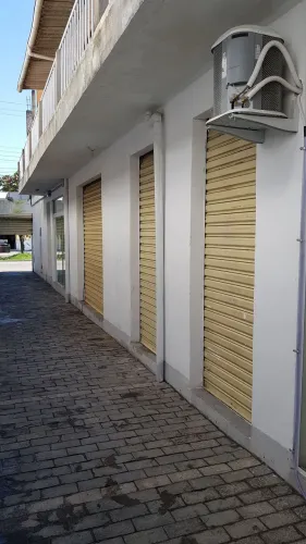 Lojas Comerciais na Enseada - Guarujá | Próximo à UNAERP