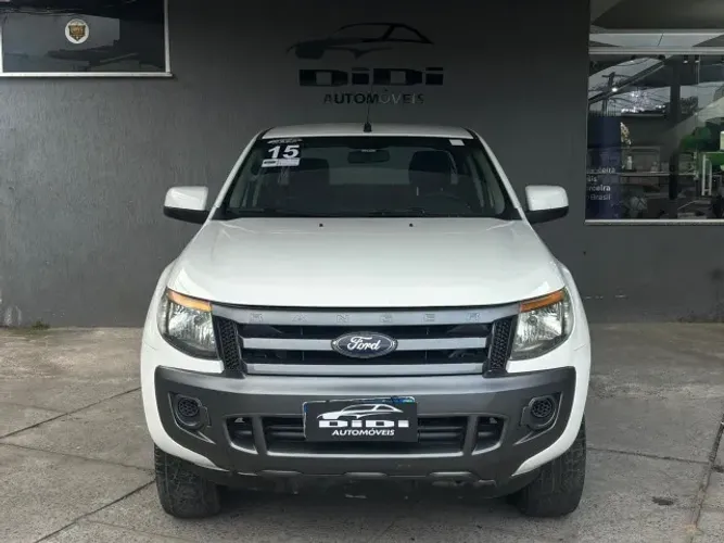 Ford Ranger XLT 2.5 16V 4X2 CD Flex 2015