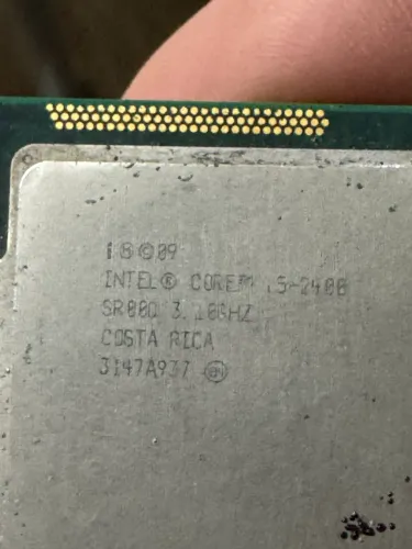 PC PARA PEÇAS i5 2400,SSD, RAM E FONTE.