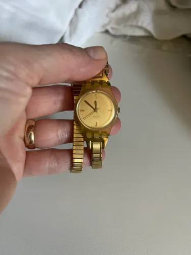 Relógio swatch lady oro meo
