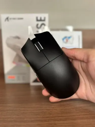 Mouse gamer Attack Shark X11 com dock sem fio