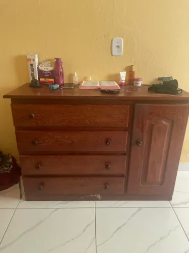 Vende se uma comida