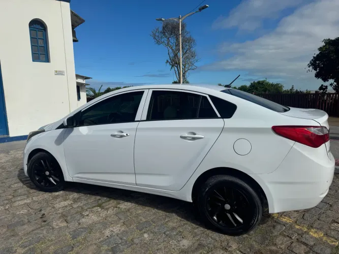 Hyundai HB20S C.plus/c.style1.0 Flex 12V Mec. 4P 2014