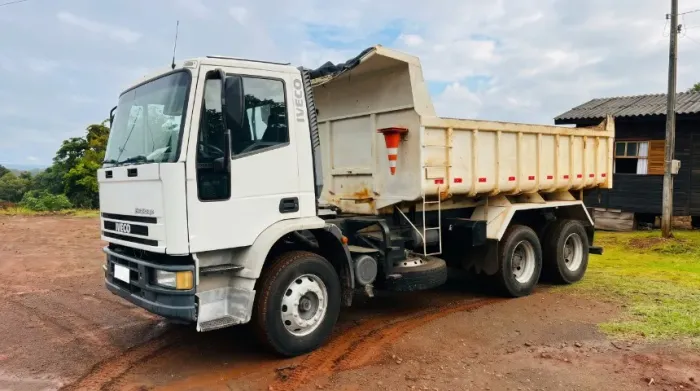 IVECO EUROCARGO 260E25 2011 ? TRAÇADO 6×4 ? CAÇAMBA 12 m³  - OTIMO ESTADO