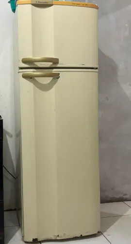 Geladeira Eletrolux 