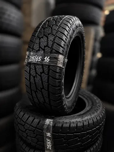 Pneus Delinte DX10 AT 215/65R16