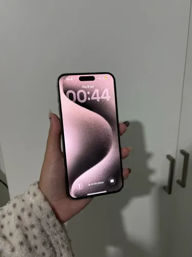 iPhone 15 Pro Max 256GB Titânio Natural | Impecável + 14 Capinhas + Acessórios