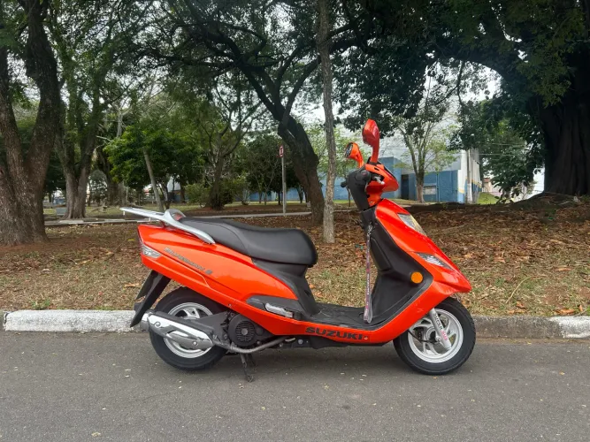 SUZUKI BURGMAN 125i 2016 BAIXA KM