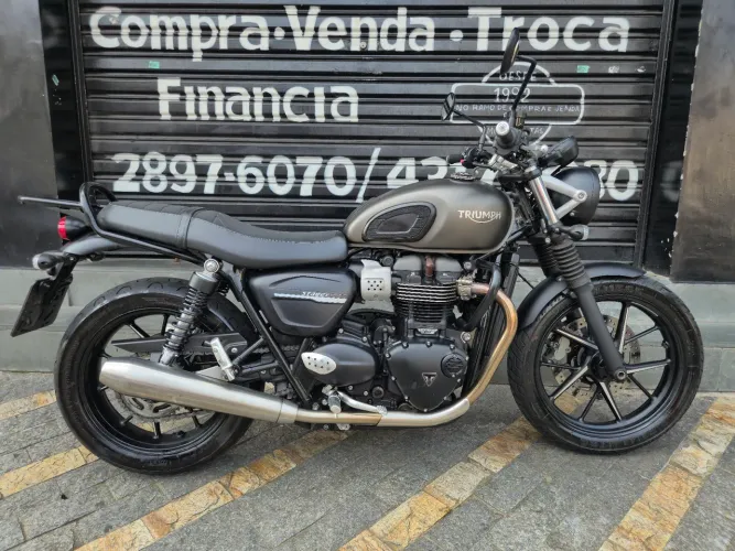 Triumph Street Twin 900cc 2020 - 12.700Km