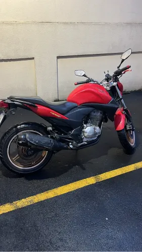 HONDA CB 300 2012 EM ÓTIMO ESTADO