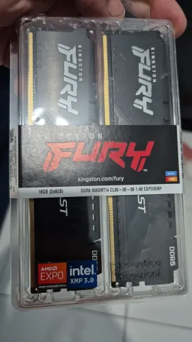 Memoria ran kit 16 gigas ram 2x8 kingston cl30 6000 MHz