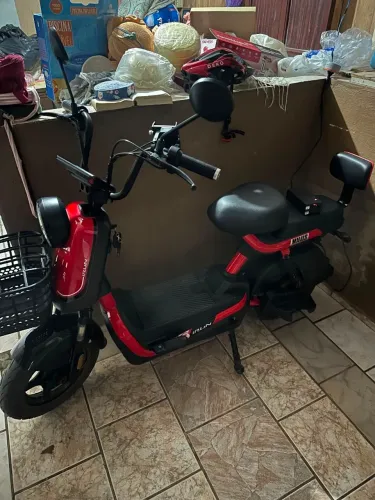 Scooter irun IMPECÁVEL 