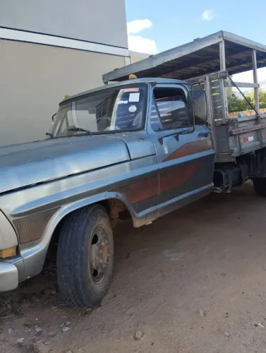 Ford F-4000 2.8 ISF Diesel 4X4 Manual 1986