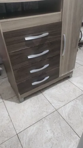 Vendo cômoda