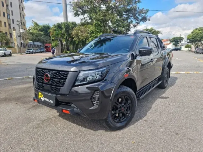 Nissan Frontier Pro4x CD 4X4 2.3 Bi-TB Die. AUT 2024