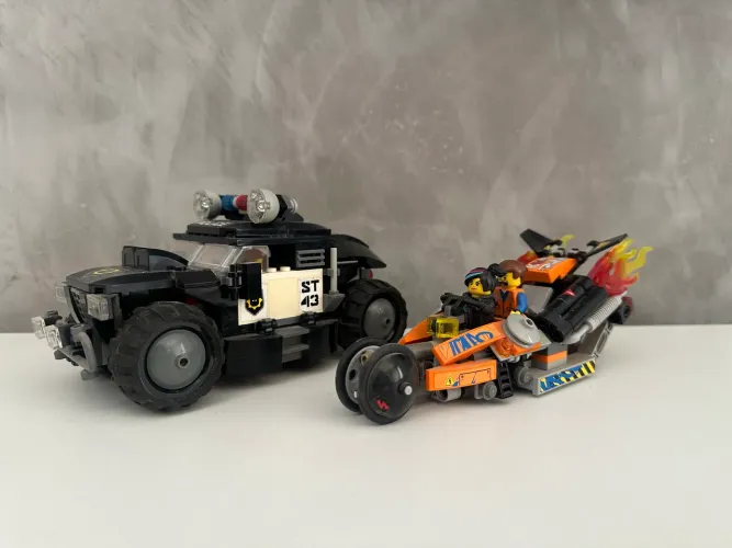 LEGO Movie 70808 + LEGO Minifigure Wizard