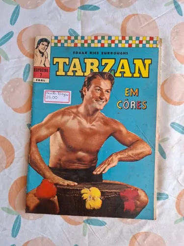 gibi antigo Tarzan em cores