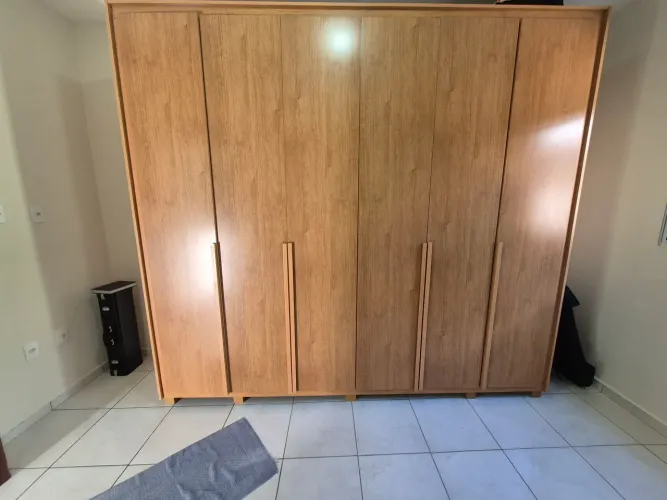 Guarda Roupa Grande Casal 