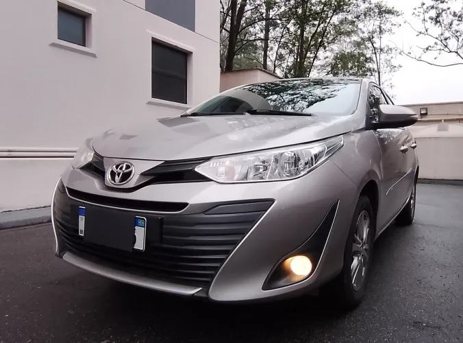 Toyota Yaris XL Sedan 1.5 Flex 16V 4P Aut. 2019