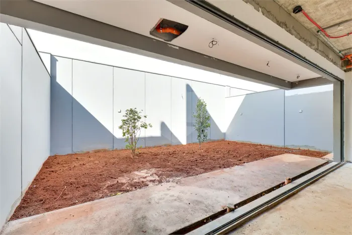 Casa Nova de Condomínio com 4 suítes 4 vagas 509,34m²a.t. à venda Planalto Paulista - São