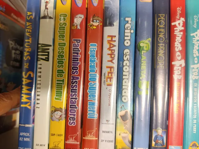 55 DVDs- R$5/cada -Filmes/Desenhos Infantis Diversos