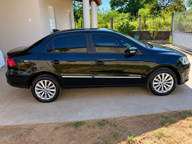 Volkswagen Voyage Comf/highli. 1.6 MI T.flex 8V 4P 2015