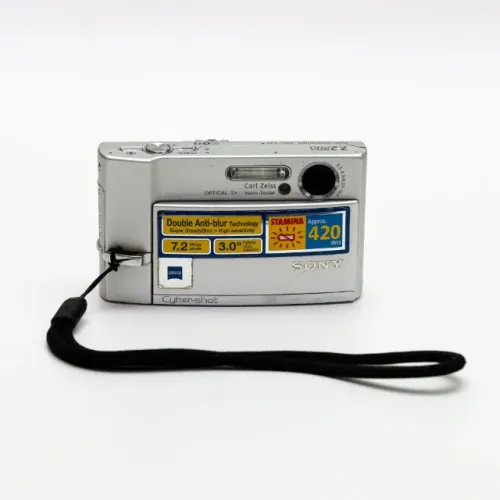 Câmera Sony Cyber-shot DSC-T30 - Com cartão de memória na caixa original