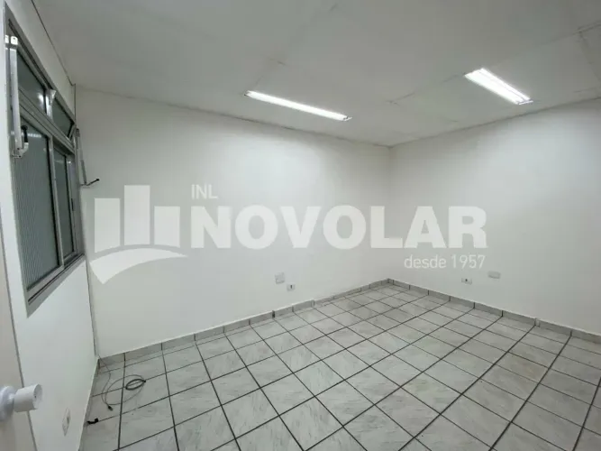 Ótima Sala Comercial para Locação na Vila Maria, 22m² de área construída.