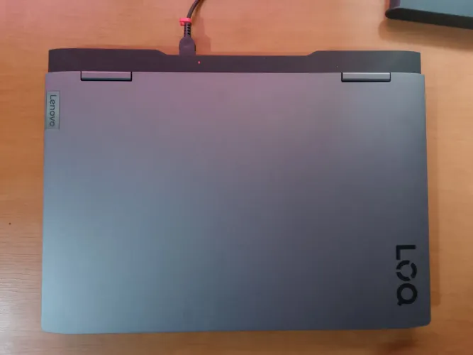 Notebook Gamer Lenovo Loq c/ RTX 2050