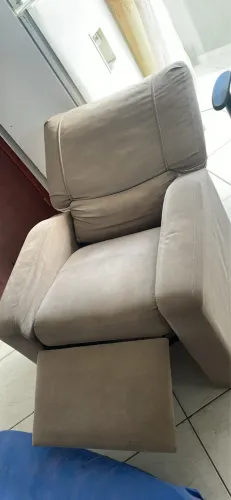 Poltrona reclinável 