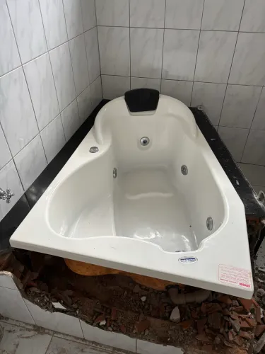 Banheira de hidromassagem