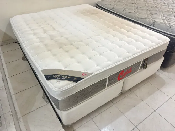 Cama box de casal Queen castor , cama Queen