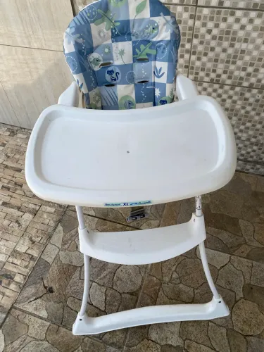 Vende se cadeirinha de alimentação
