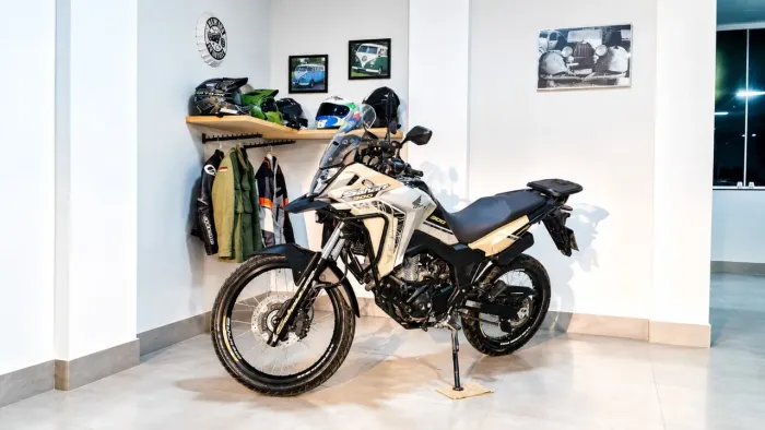 Sahara 300 adventure NOVA! 9k km garantia unico dono