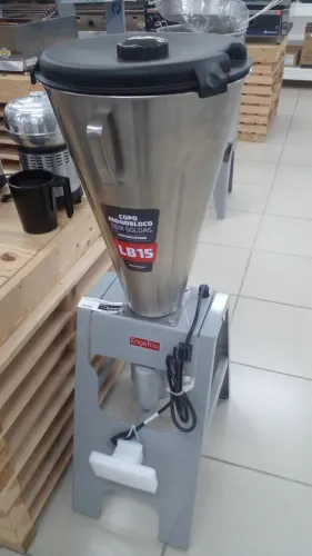 LIQUIDIFICADOR INDUSTRIAL DE 15 LITROS BASCULANTE, DA MARCA SKYMSEN, NOVO, PROMOÇÃO!!!