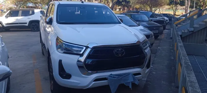 Toyota Hilux CD SRX 4X4 2.8 TDI 16V Diesel Aut. 2021