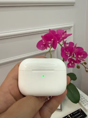 Case AirPods Pro 3 - Com garantia da aplle até JULHO/27