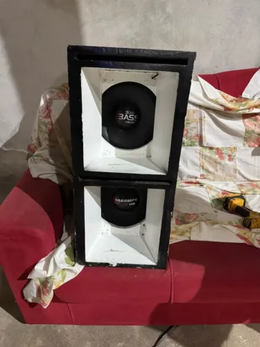 Vendo caixa com médios de 10